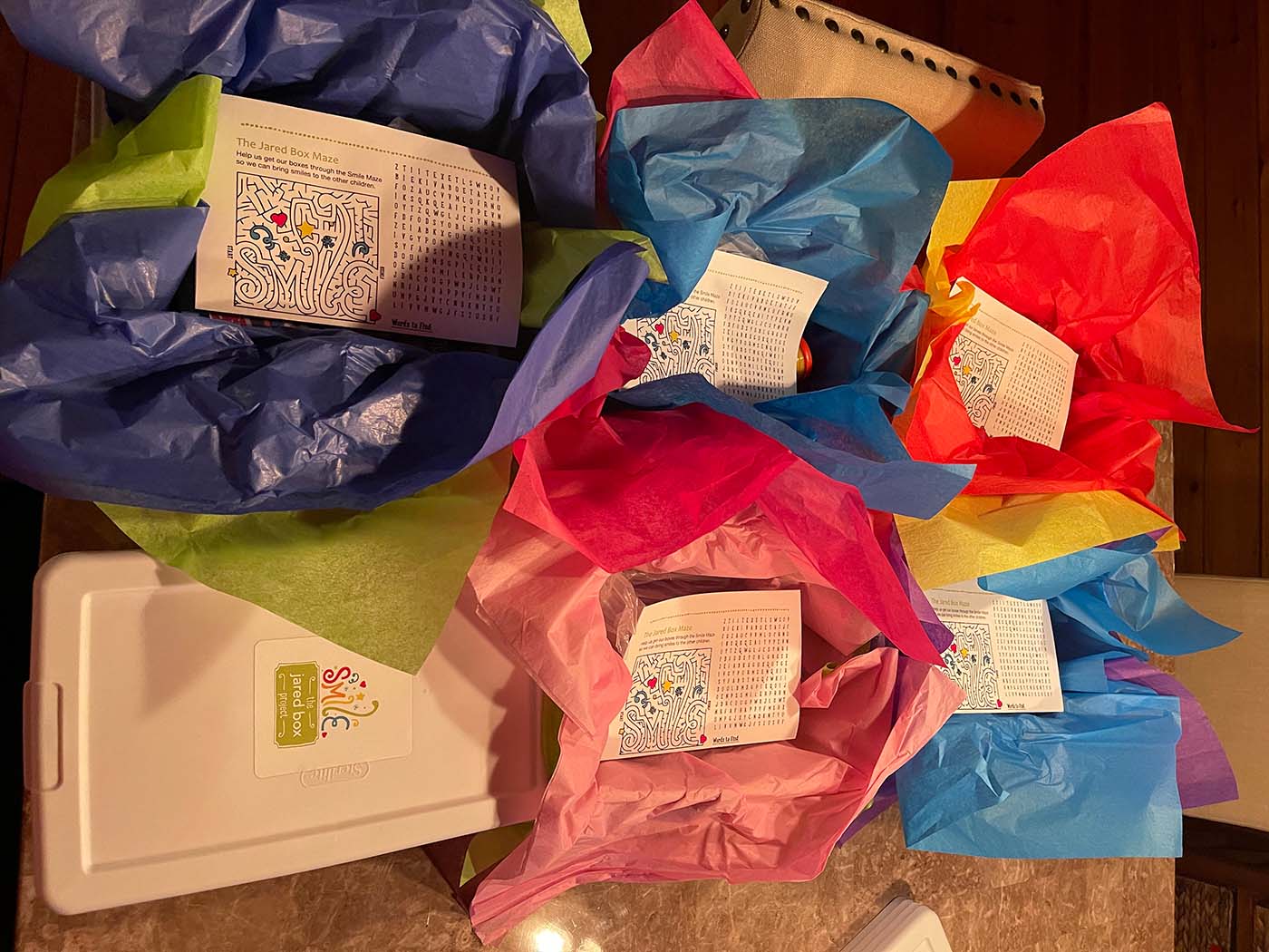 Donna boxes-1400×1050